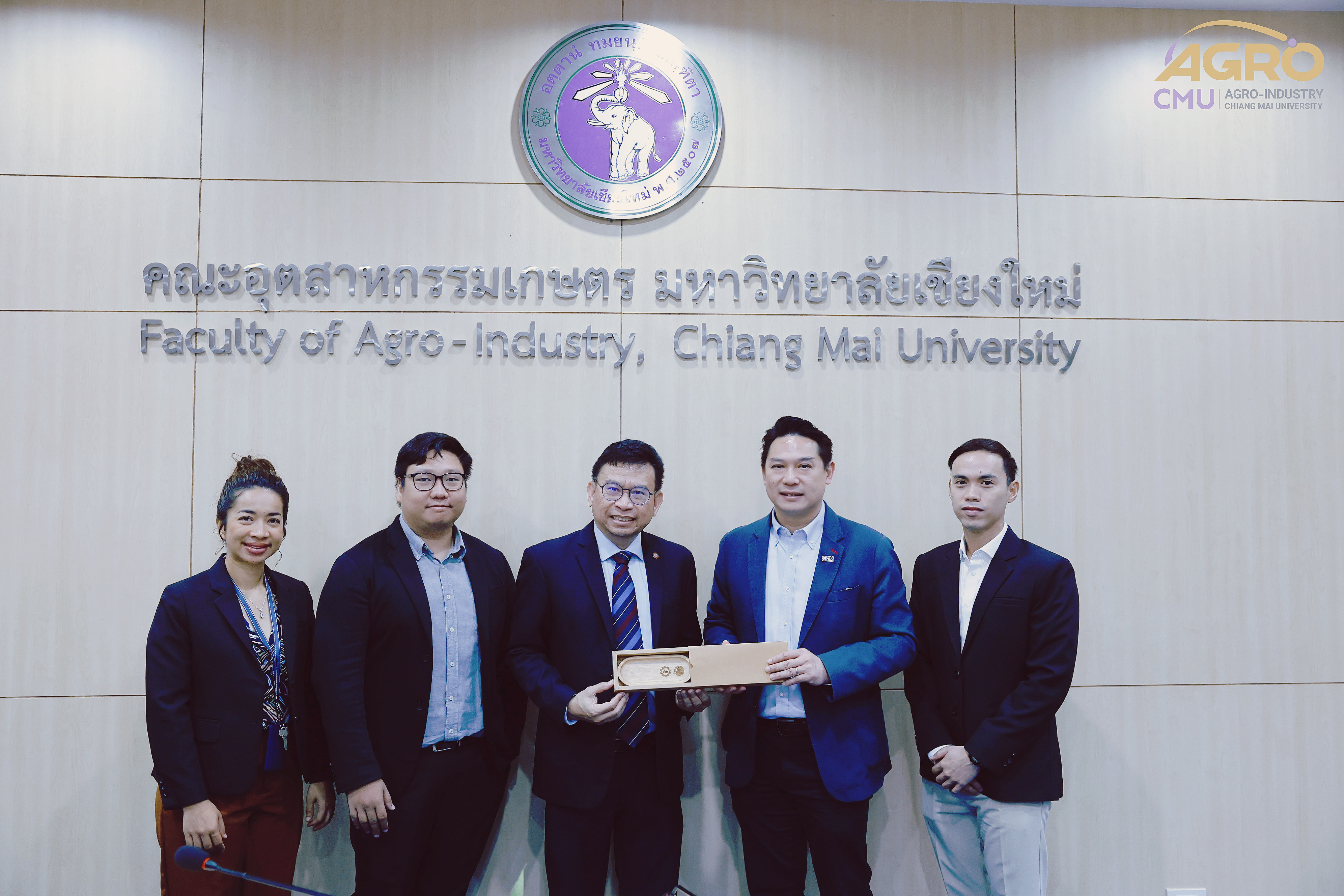 หารือแนวทางการบูรณาการปัญญาประดิษฐ์ (AI) ในเนื้อหาหลักสูตรสาขาวิชานวัตกรรมอุตสาหกรรมเกษตรและการเป็นผู้ประกอบการ และบรรยายพิเศษในหัวข้อ AI For Startup Business