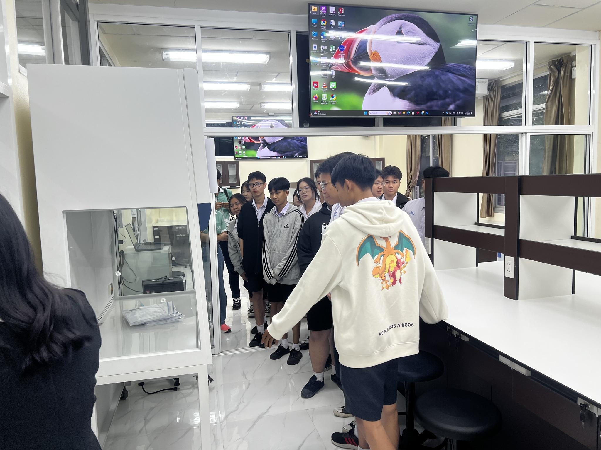 gallery-0