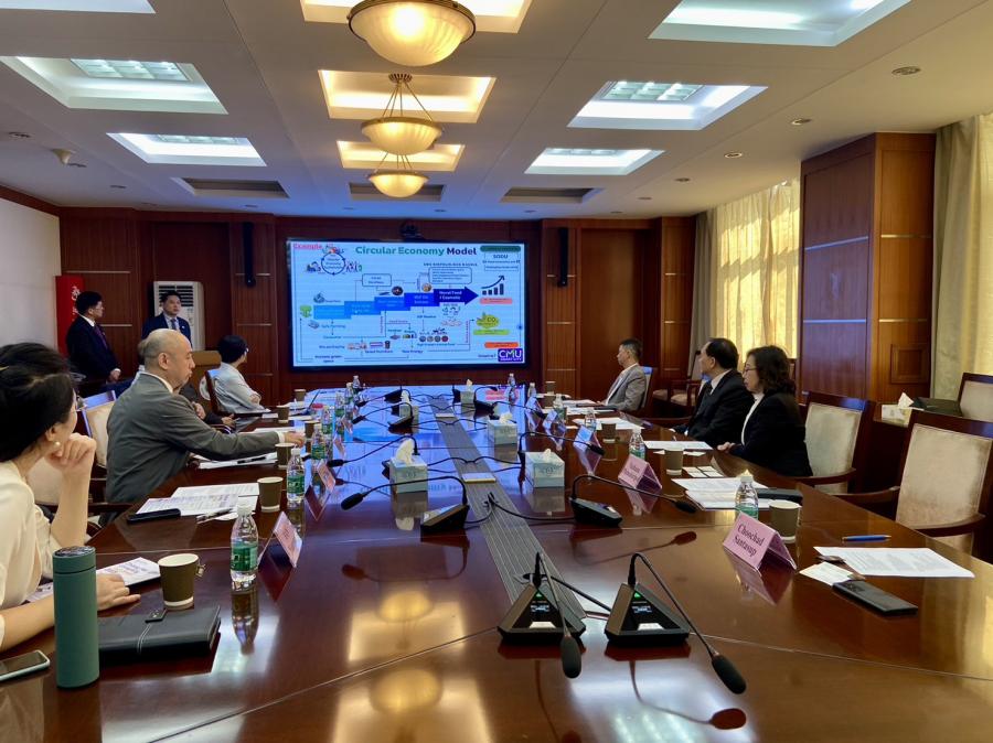 ร่วมพิธีลงนามต่ออายุบันทึกข้อตกลงความร่วมมือทางวิชาการ ระหว่าง Nanjing Agricultural University และ Chiang Mai University