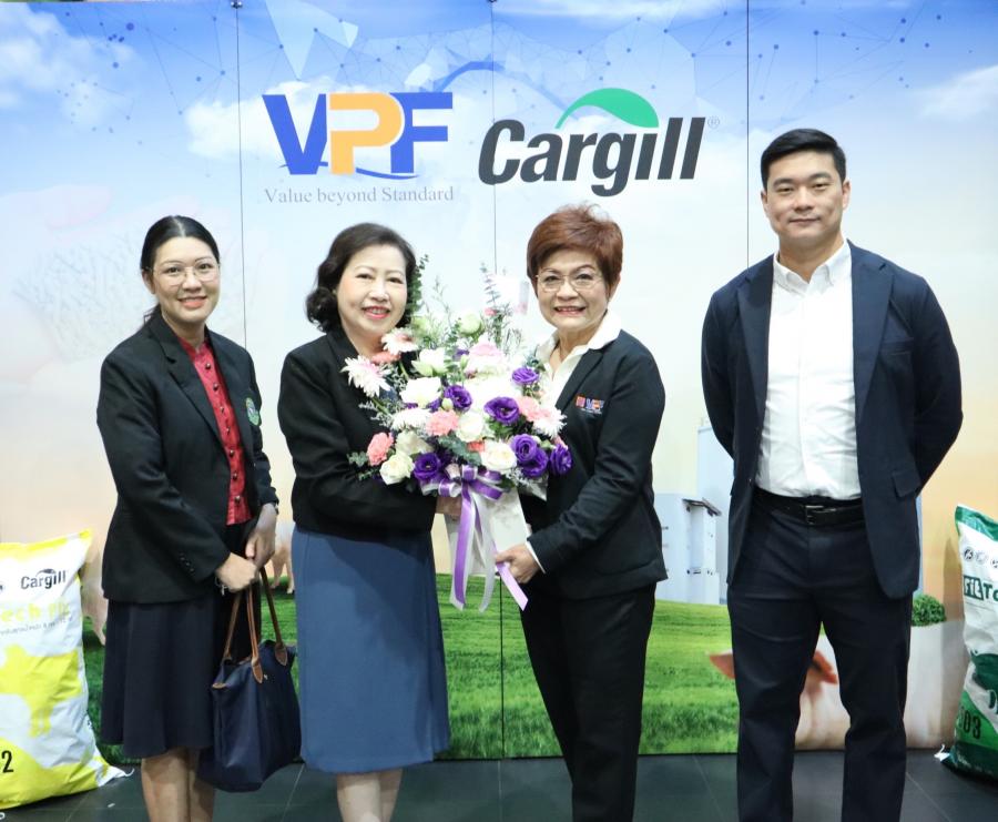 ร่วมงานเปิดตัวโครงการความร่วมมือเพื่อยกระดับคุณภาพเนื้อสุกรระหว่าง บริษัท วีพีเอฟ กรุ๊ป (1973) จำกัด และ บริษัท คาร์กิลล์สยาม จำกัด