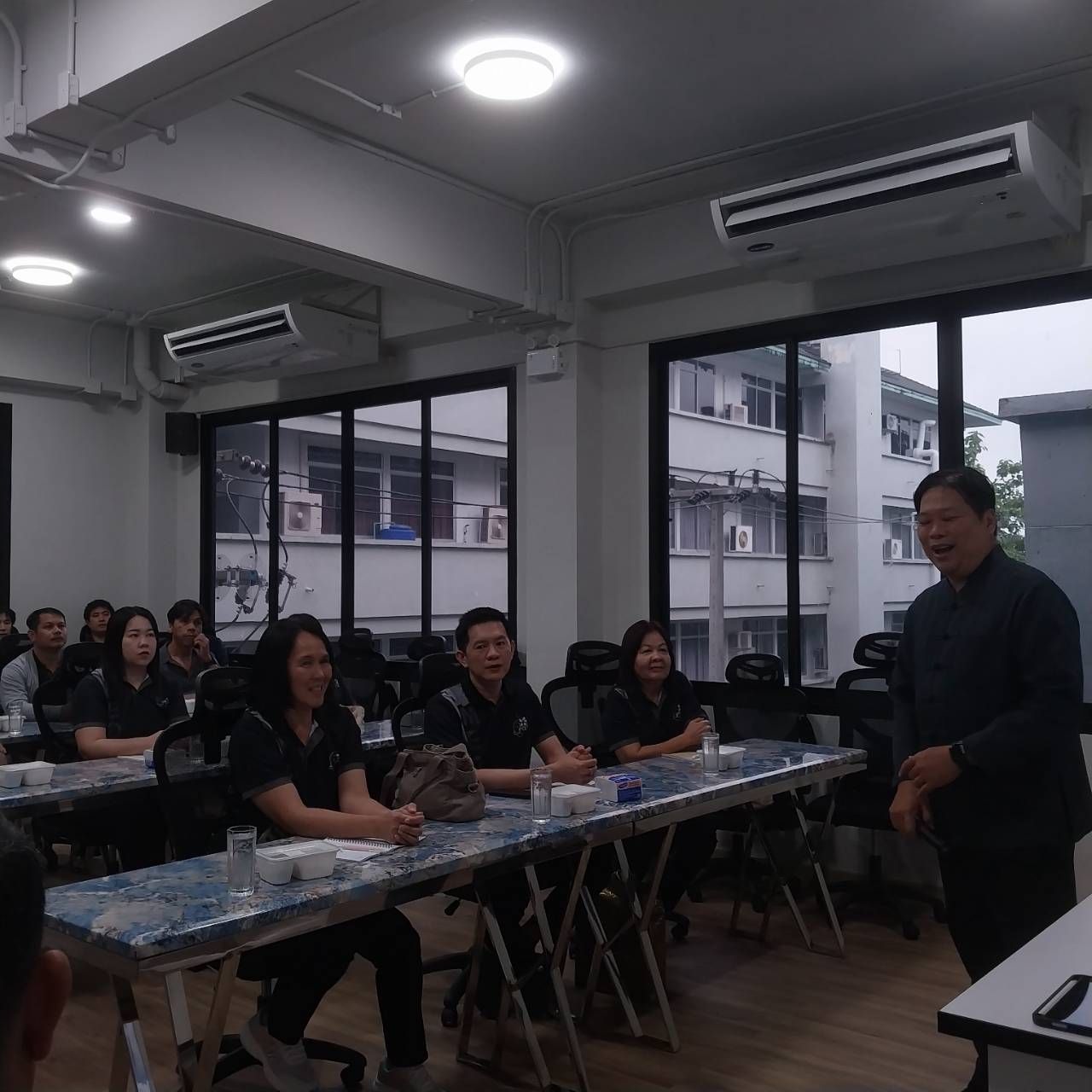 ให้การต้อนรับคณะศึกษาดูงานจากคณะวิทยาศาสตร์การแพทย์ มหาวิทยาลัยนเรศวร