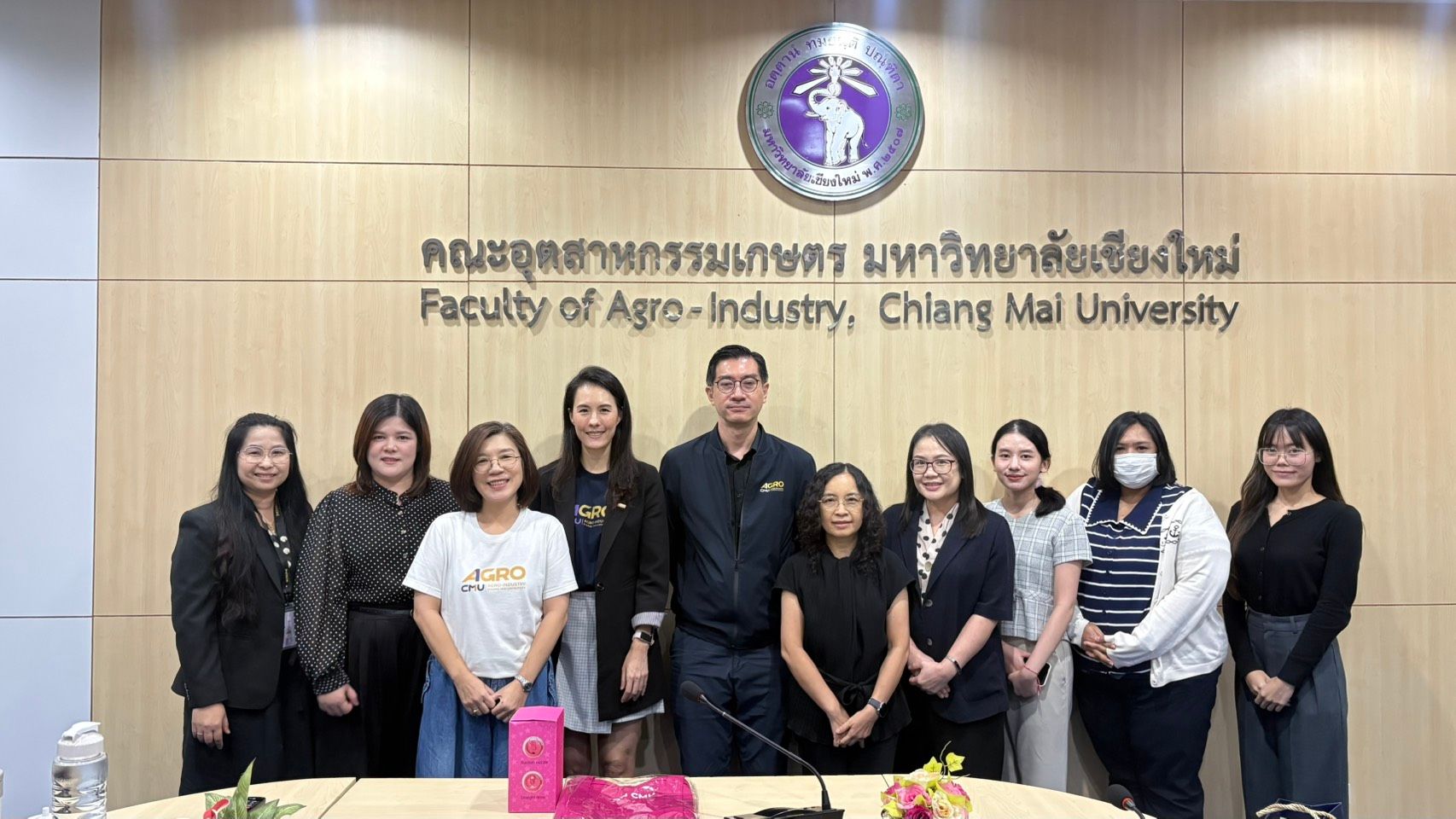 ยกระดับการบริหารคน! เปิดบ้านต้อนรับคณะเศรษฐศาสตร์ แลกเปลี่ยนเรียนรู้มุ่งสู่องค์กรแห่งอนาคต